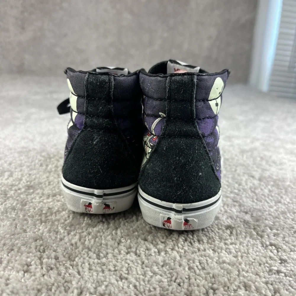 Vans casual pattern